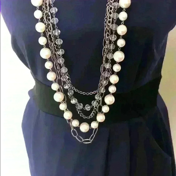 Jewelry - 5 Layered Statement Pearl Crystal Necklace